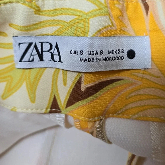 Zara Gold Yellow Floral High Waist Short SzS - Picture 12 of 12